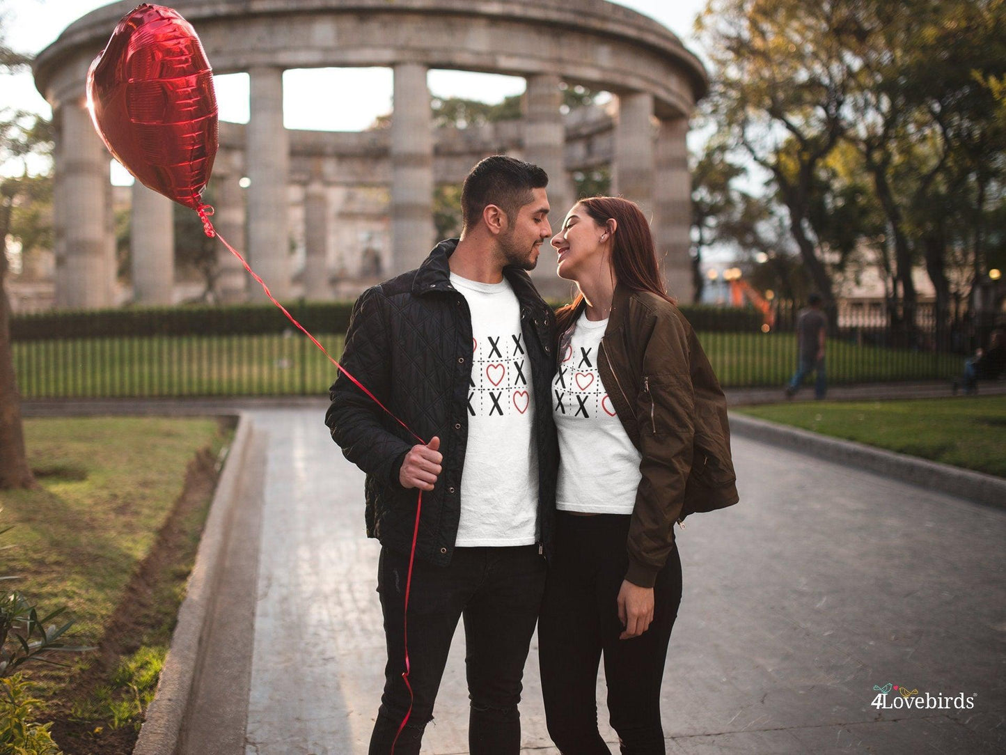 XoXo Tic Tac Toe game of love Hoodie, Lovers T-shirt, Gift for Couples, Valentine Sweatshirt, Boyfriend and Girlfriend Longsleeve - 4Lovebirds