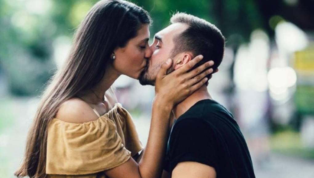 10 Simple but Powerful Ways to Show Your Partner Love and Affection - 4Lovebirds