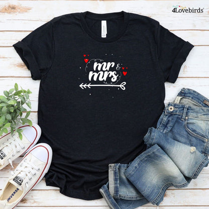 Just Married Mr and Mrs: Adorable Matching Outfits Set for Couples, Perfect Honeymoon Gift