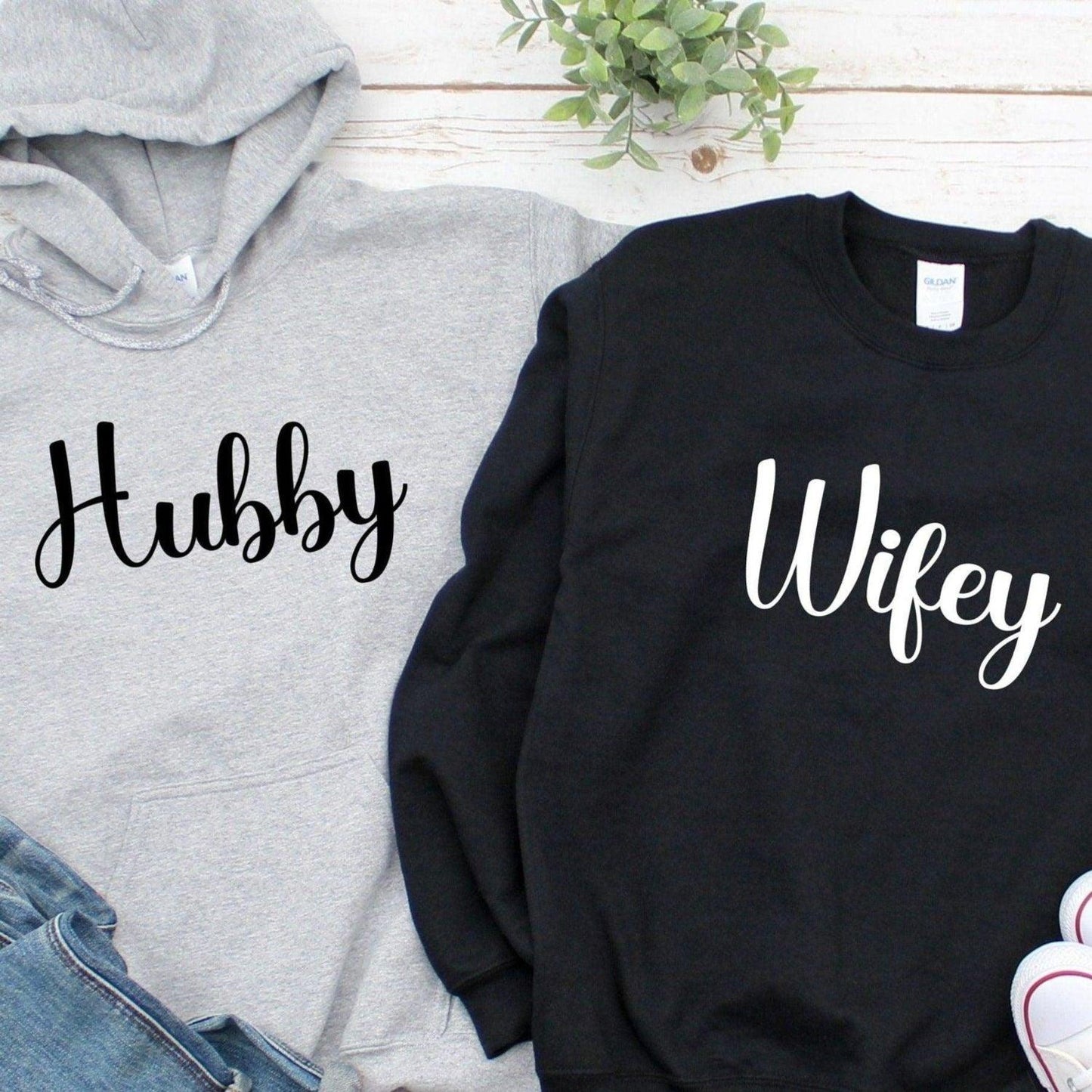 Hubby and Wifey Matching Set - Perfect Couple's Gift! - 4Lovebirds