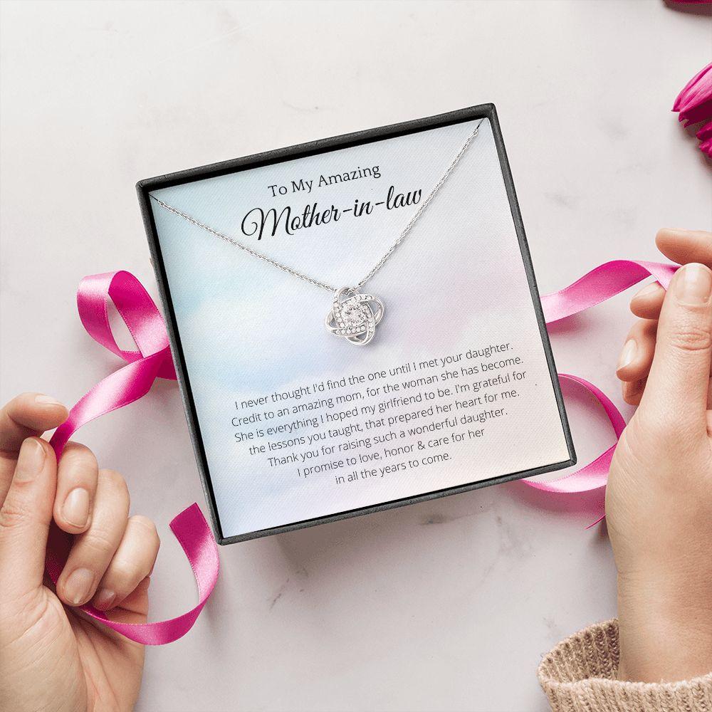 https://4lovebirds.com/cdn/shop/files/mother-in-law-necklace-gift-for-mother-s-day-from-daughter-or-son-birthday-gift-mother-s-day-necklace-beautiful-gift-for-my-second-mom-4lovebirds-4_ff2d9c09-8886-4d19-8701-f4e0250a6f7d.jpg?v=1689398026